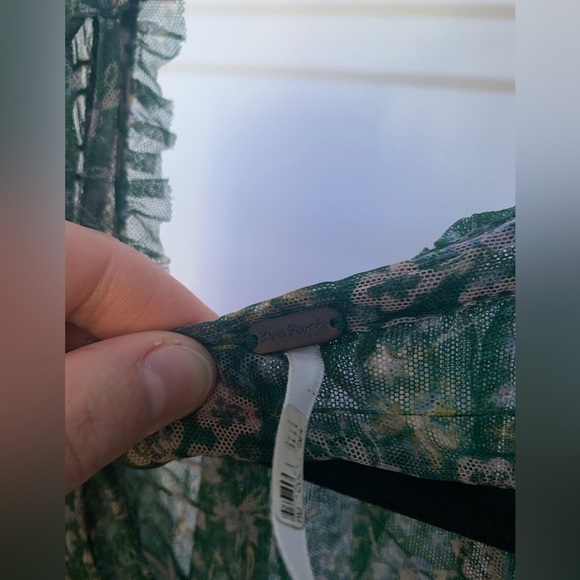 Green Floral Multi Sheer Ruffle Top - Picture 2 of 4